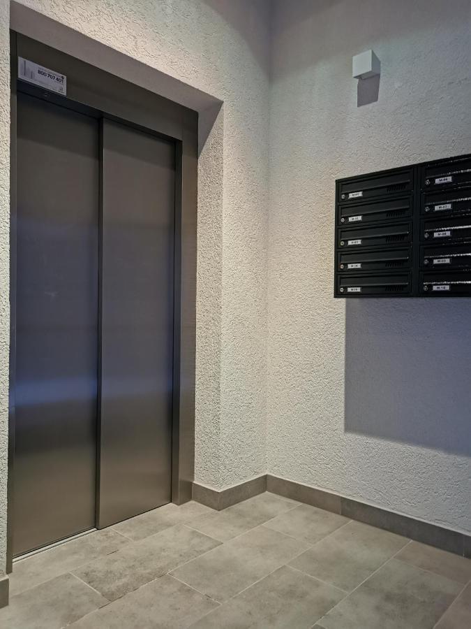 Apartament Raciborska 1 Krakau Buitenkant foto