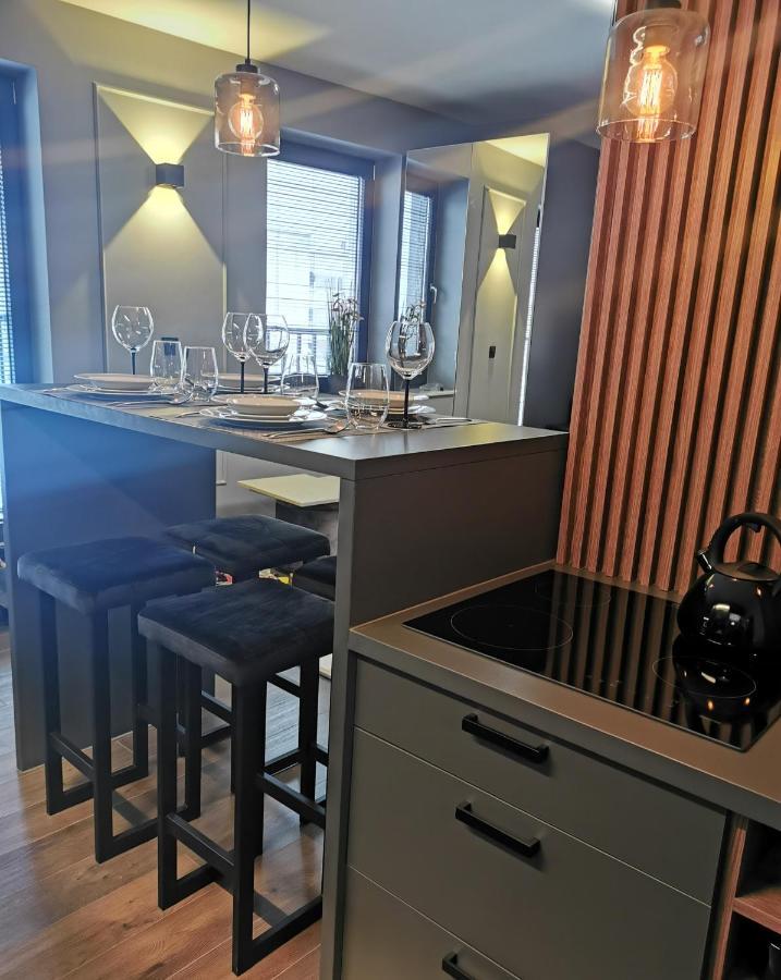 Apartament Raciborska 1 Krakau Buitenkant foto