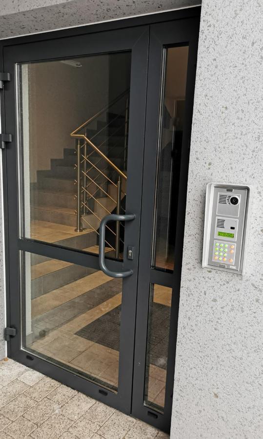Apartament Raciborska 1 Krakau Buitenkant foto