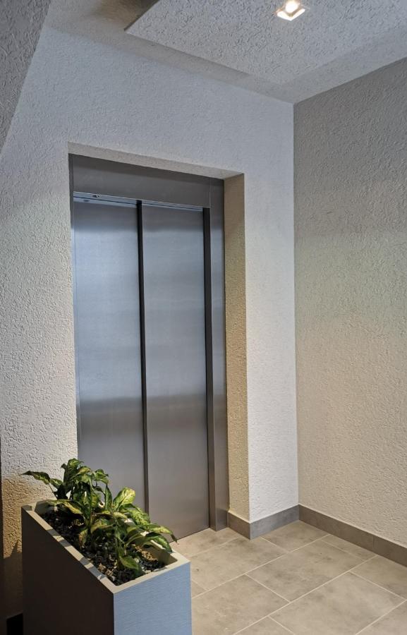 Apartament Raciborska 1 Krakau Buitenkant foto